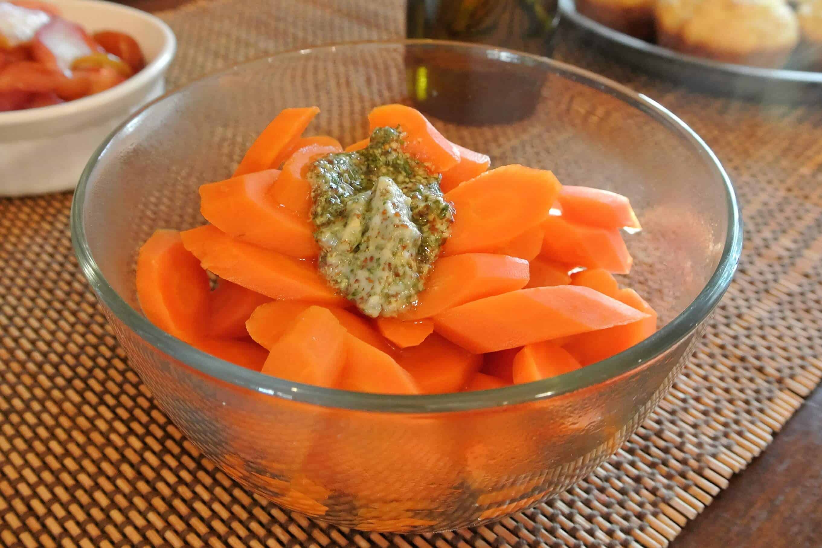 Parsley-Mustard Glazed Carrots